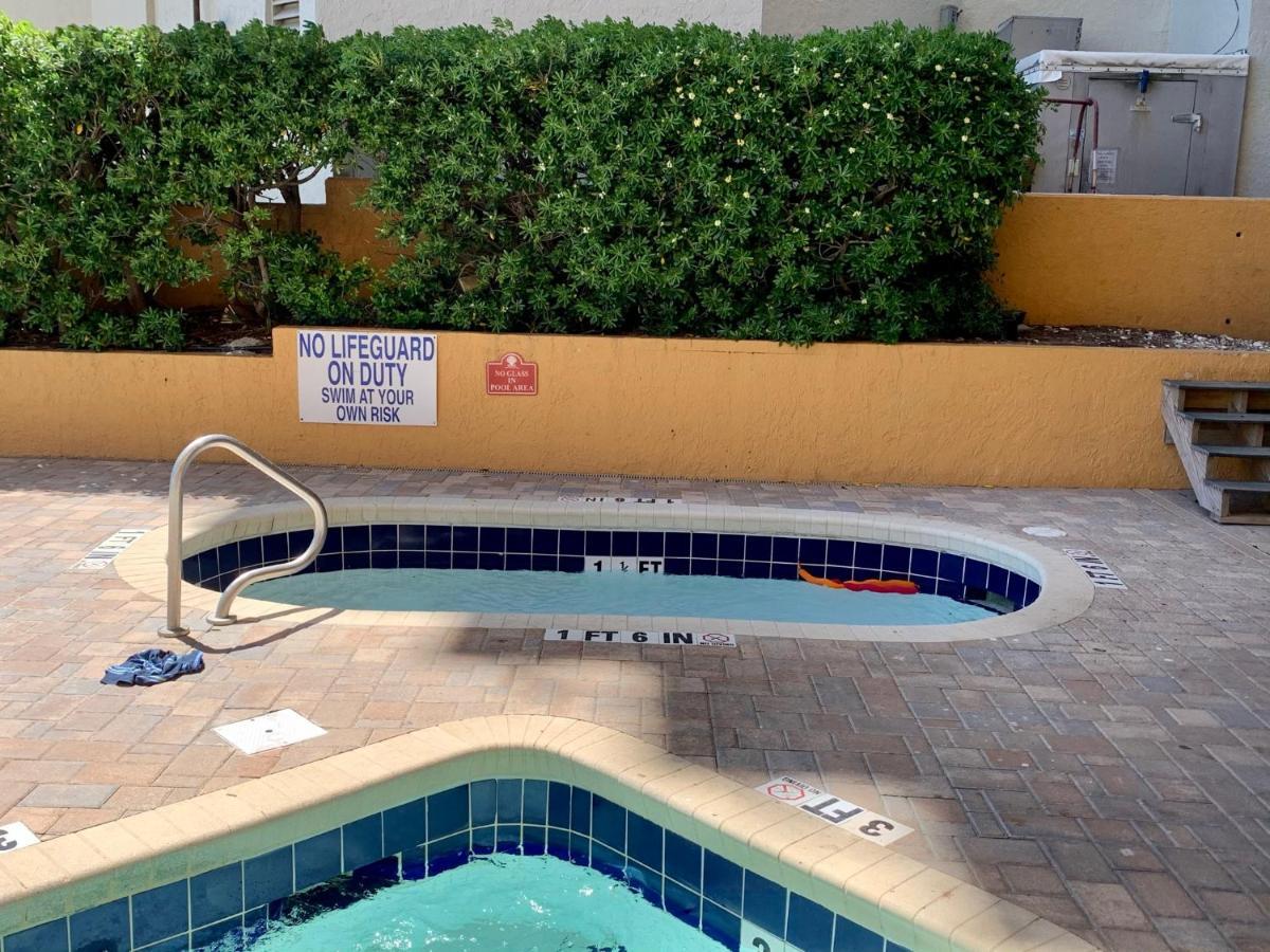 210 Sea Gem Oceanfront Pet Friendly Indoor Pools Apartment เมอร์เทิลบีช ภายนอก รูปภาพ